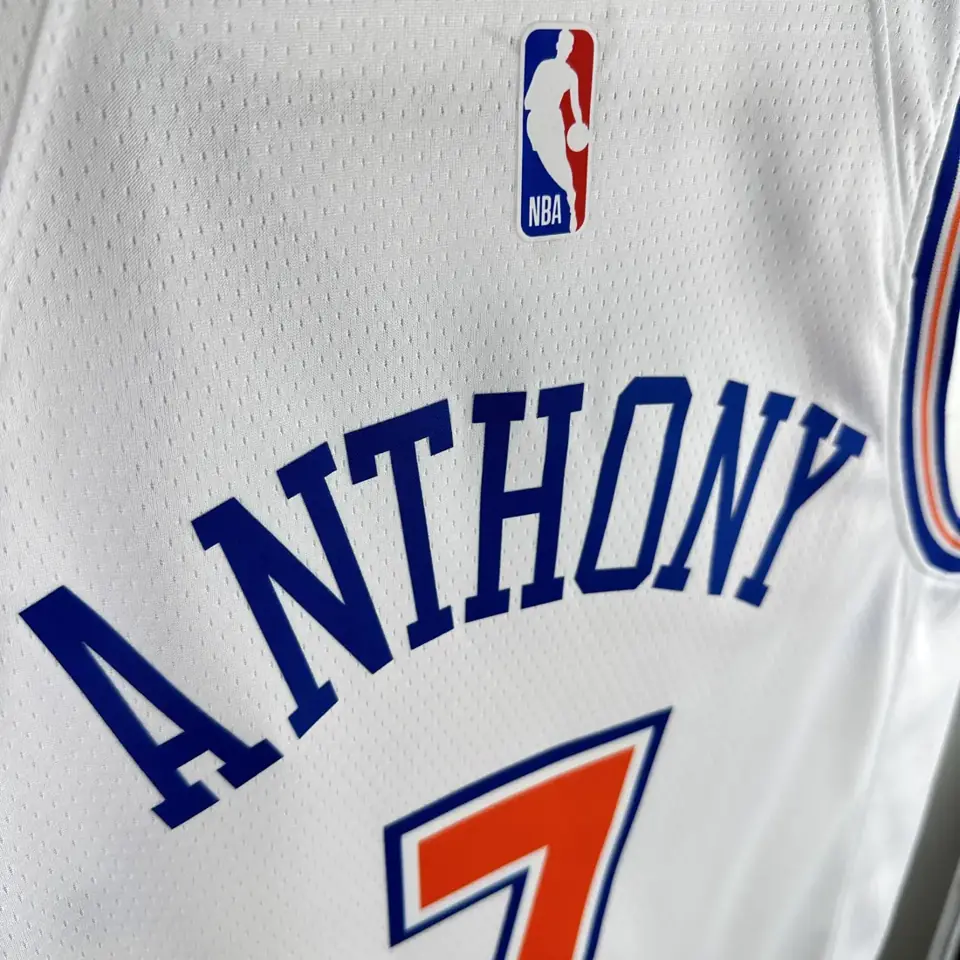 Foto 7 de Temporada 19 Knicks edición limitada n.º 7 Anthony