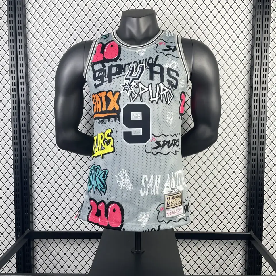 Foto 3 de Camiseta retro termoimpresa MN: SW Spurs temporada 02/03 grafiti número 9 Parker