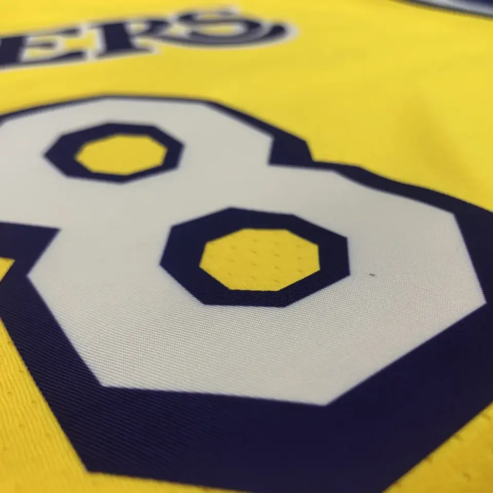 Foto 8 de Los Angeles Lakers amarillo cuello en V nº 8 Kobe