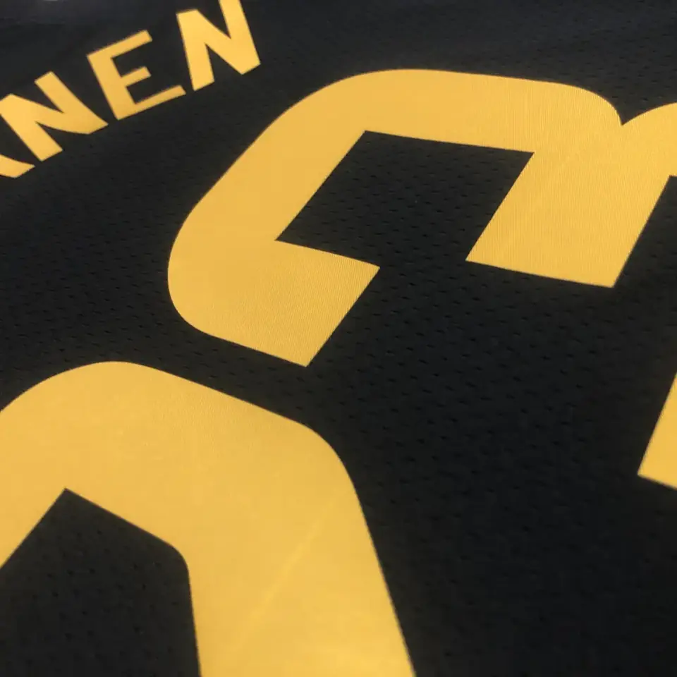 Foto 7 de Temporada 23 Jazz Jordan Edición Limitada Número 23 Markkanen