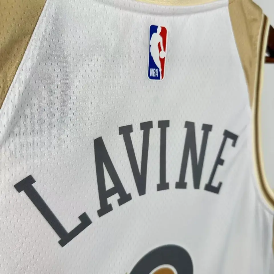 Foto 5 de Temporada 25 Bulls edición Ciudad número 8 LaVine
