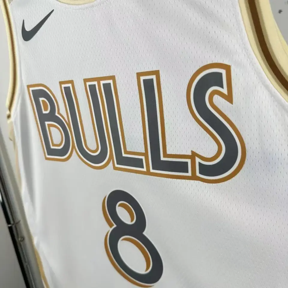 Foto 8 de Temporada 25 Bulls edición Ciudad número 8 LaVine