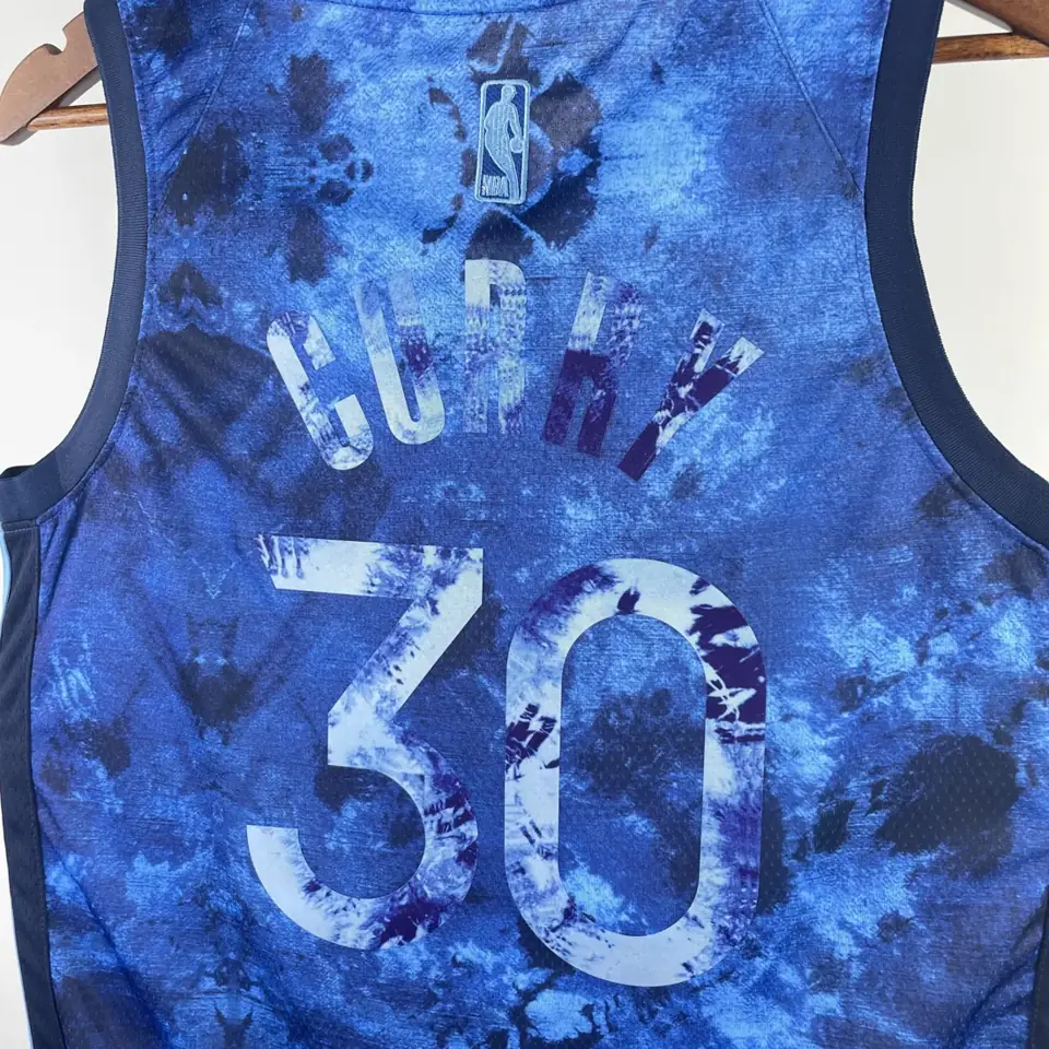 Foto 2 de Temporada 23 edición de honor Warriors nº 30 Curry