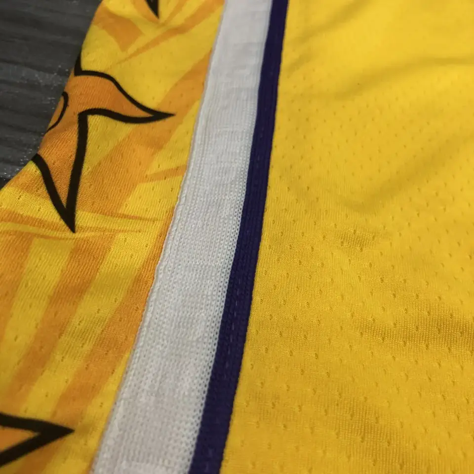 Foto 4 de Los Angeles Lakers con estrellas nº 0 Nick Young