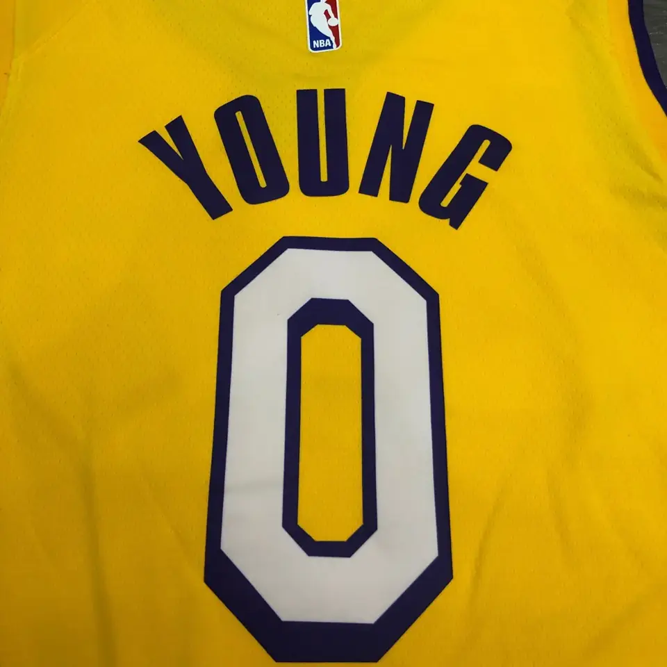 Foto 7 de Los Angeles Lakers con estrellas nº 0 Nick Young
