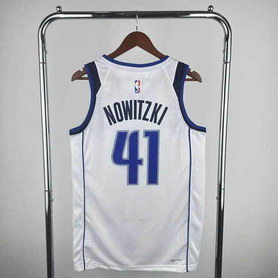 Foto 2 de Mavericks blanco n.º 41 Nowitzki