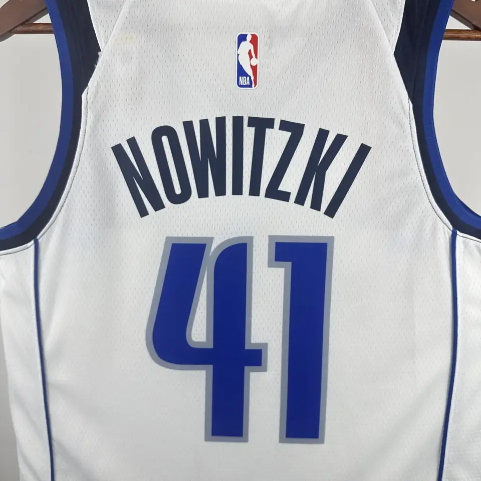 Foto 8 de Mavericks blanco n.º 41 Nowitzki