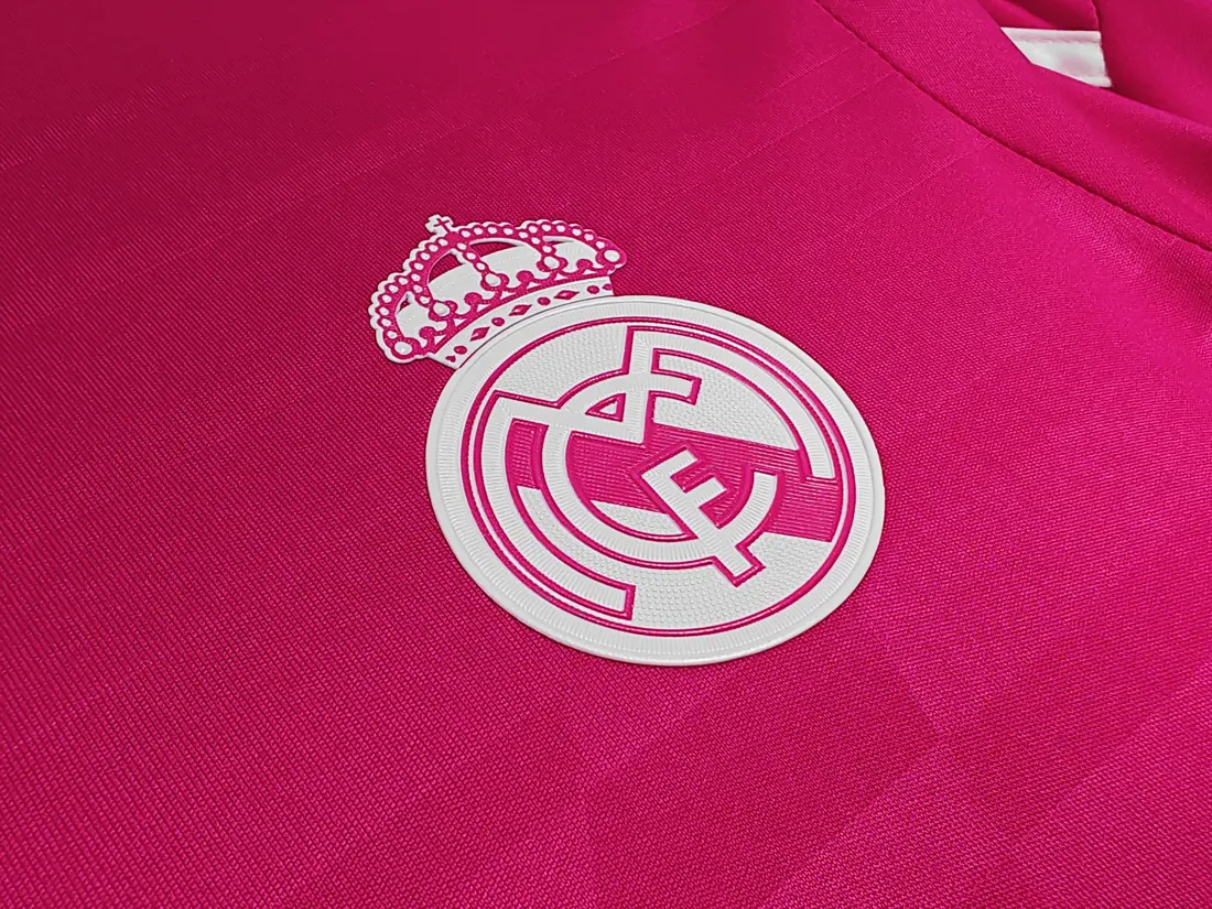 Foto 7 de Manga larga: Temporada 2014/15 Real Madrid visitante rosa 3B