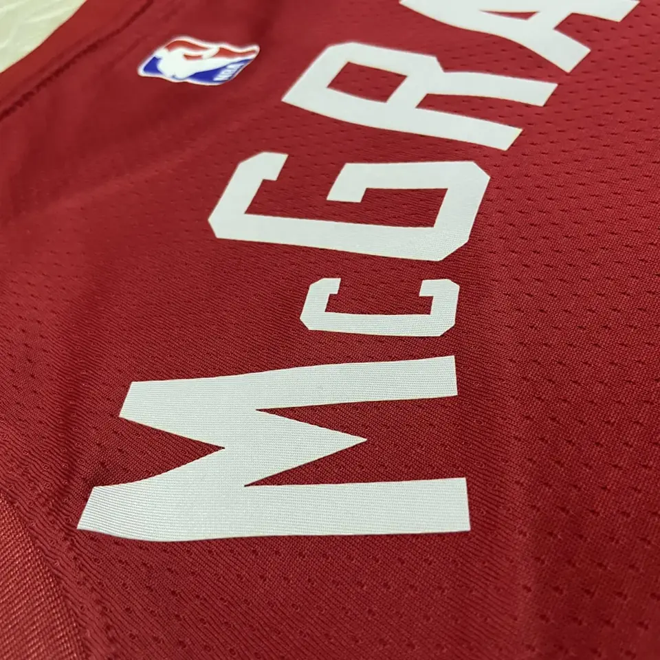 Foto 3 de Temporada 23 Raptors visitante n.º 1 McGrady