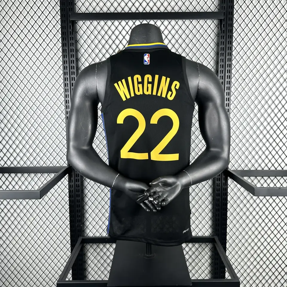 Foto 2 de Temporada 25 Warriors Jumpman n.º 22 Wiggins
