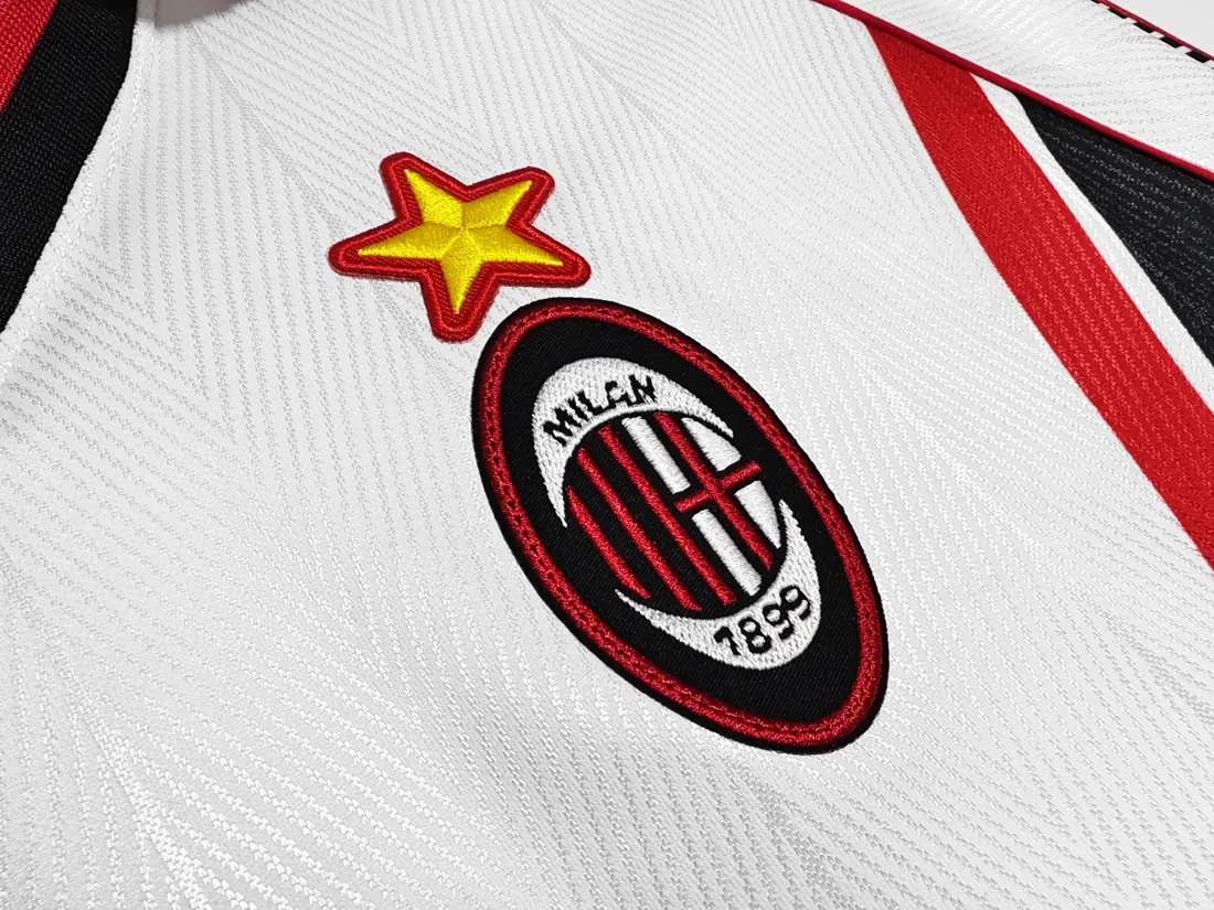 Foto 4 de Manga larga: Camiseta blanca de visitante del AC Milan 1997/98, número 3B