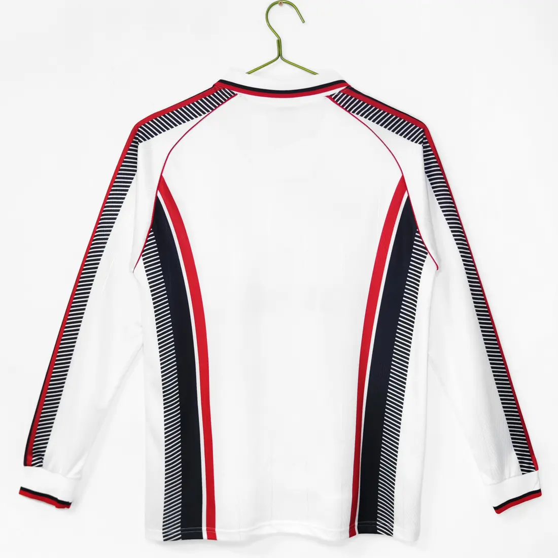 Foto 8 de Manga larga: Camiseta blanca de visitante del AC Milan 1997/98, número 3B