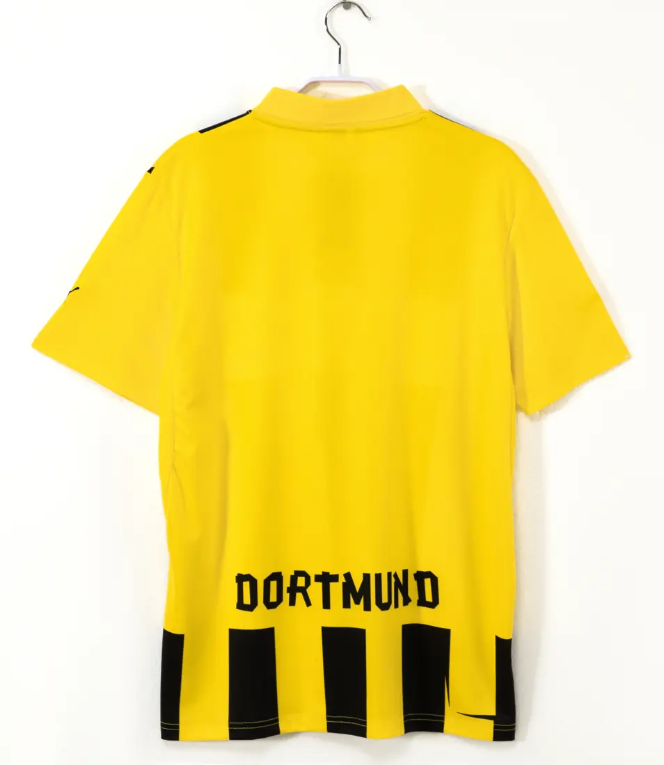 Foto 5 de Temporada 2012/13 Borussia Dortmund local retro 5A