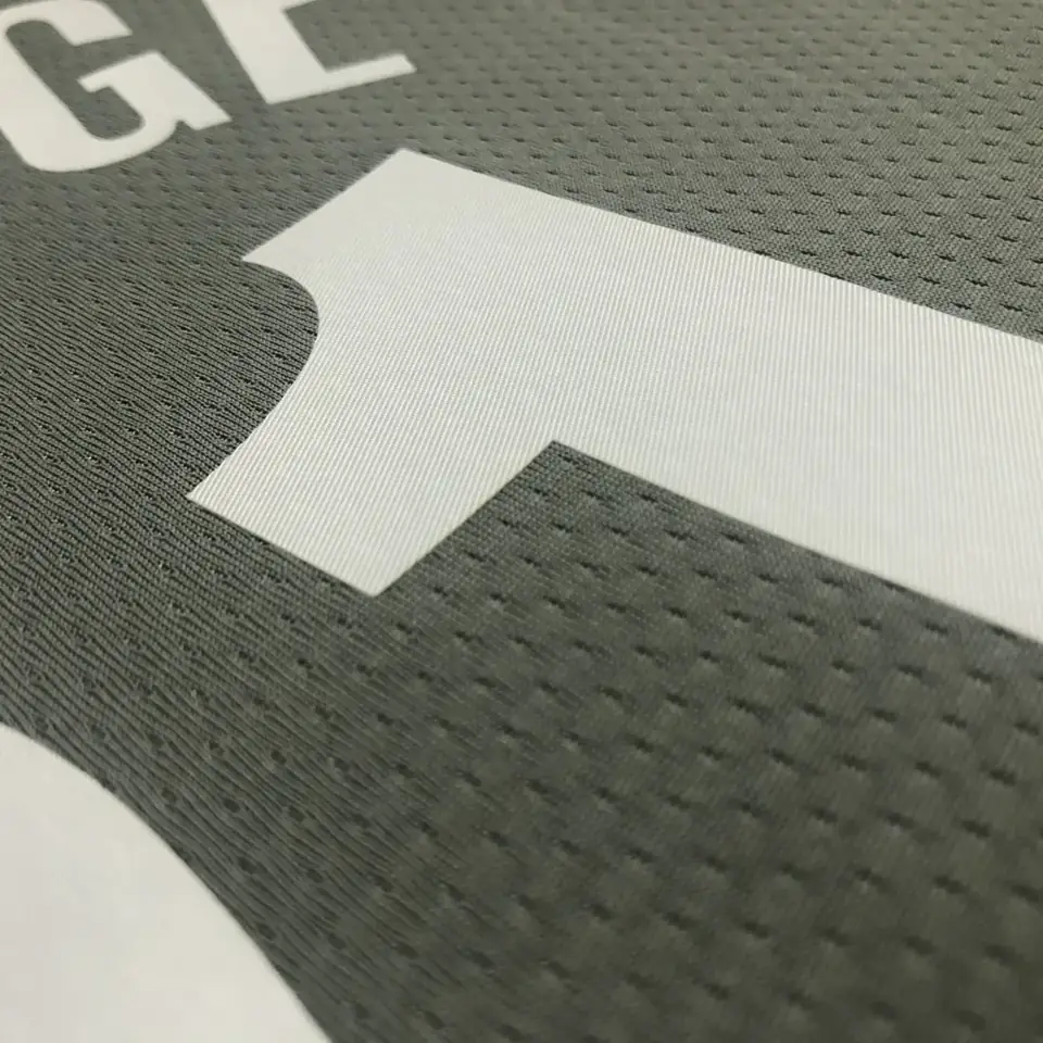 Foto 7 de Nets modelo Jumpman gris número 21 Aldridge
