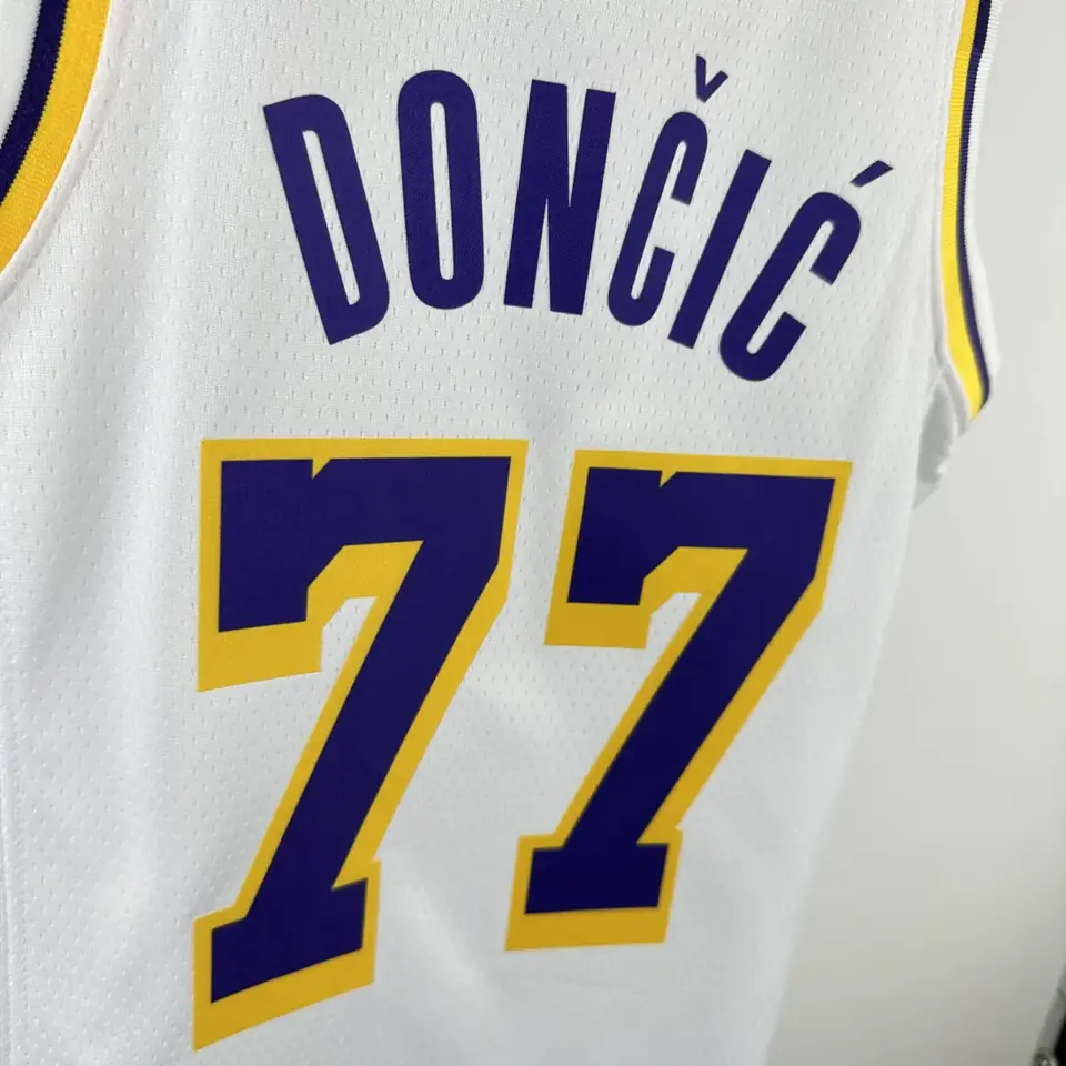 Foto 4 de Infantil: temporada 23 Lakers blanco número 77 Dončić