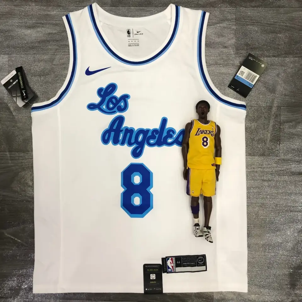 Foto 1 de Los Angeles Lakers Noche Latina retro blanco número 8 Kobe Bryant