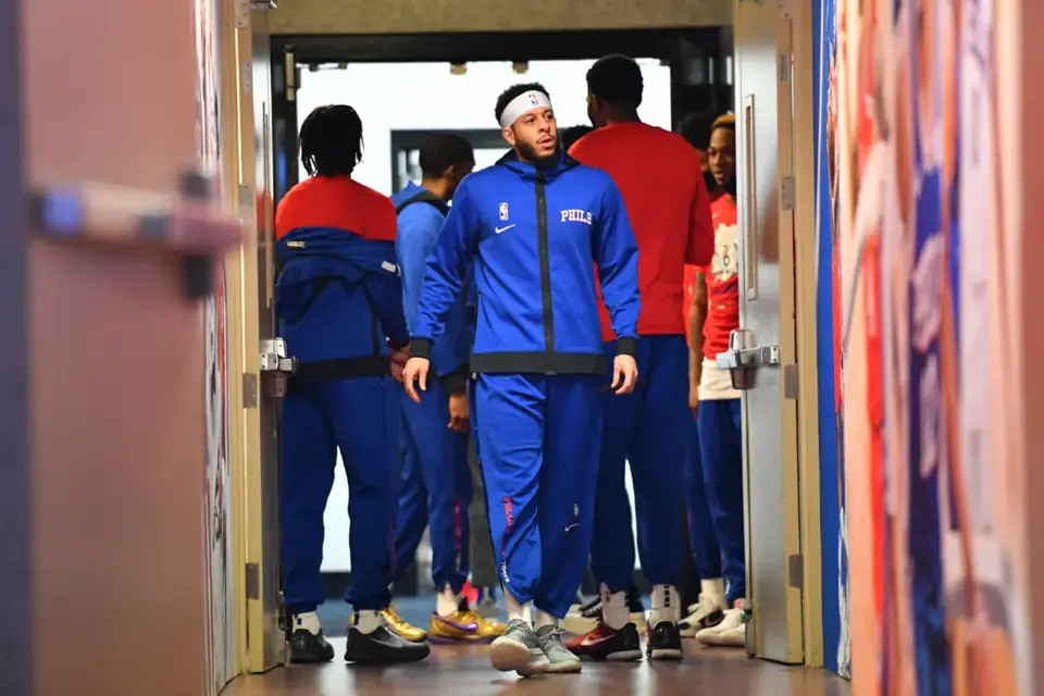 Foto 8 de Producto auténtico de tienda oficial internacional: chaqueta de calentamiento versión de jugador GI de los 76ers de Filadelfia