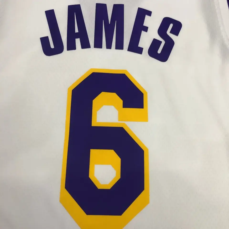 Foto 7 de Lakers de Los Ángeles blanco cuello en V n.º 6 LeBron James