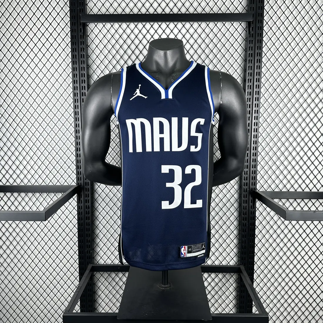 Foto 3 de Mavericks Jumpman número 32 Flagg