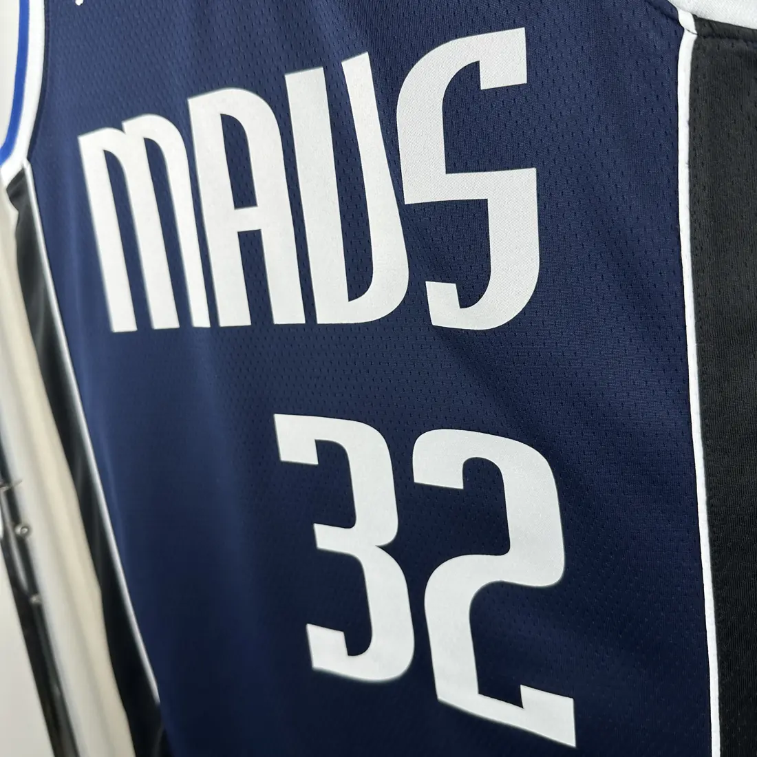 Foto 8 de Mavericks Jumpman número 32 Flagg