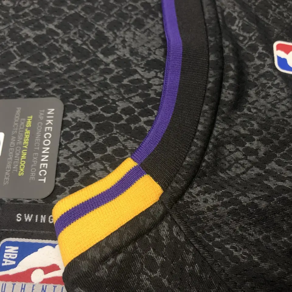 Foto 2 de Los Angeles Lakers estampado de serpiente Kobe Bryant 8 delante y 24 detrás
