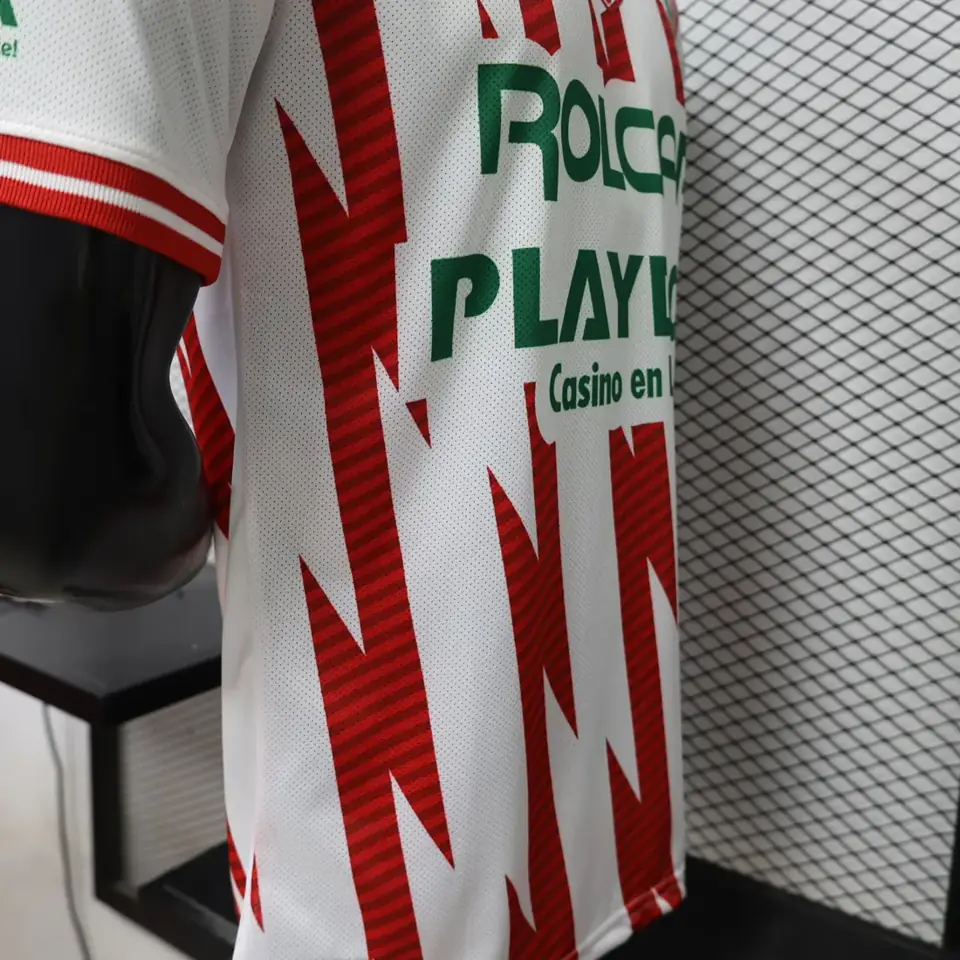 Foto 7 de 26-27 Jugadores locales del Nekaja talla correcta S-3XL