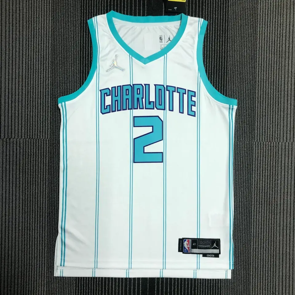 Foto 1 de 75 aniversario Hornets blanco número 2 Ball