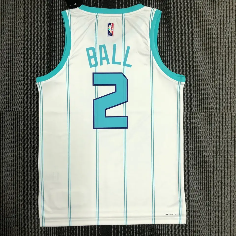 Foto 2 de 75 aniversario Hornets blanco número 2 Ball