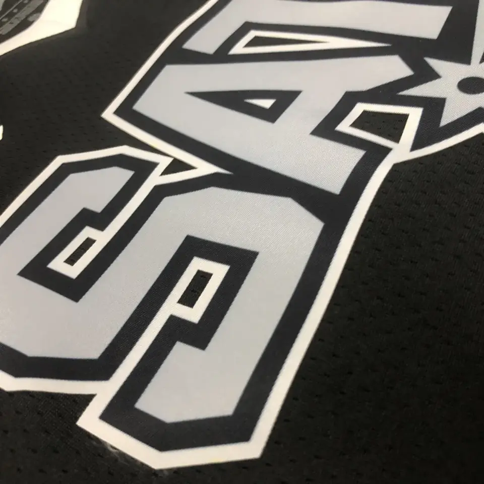 Foto 8 de Temporada 23 Spurs edición Jumpman número 20 Ginóbili