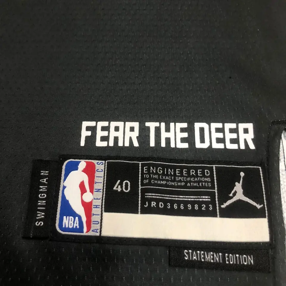 Foto 7 de Temporada 23 Bucks Jordan Edición Limitada Número 34
