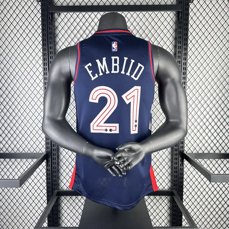 Foto 2 de Temporada 24 76ers Edición Ciudad número 21 Embiid