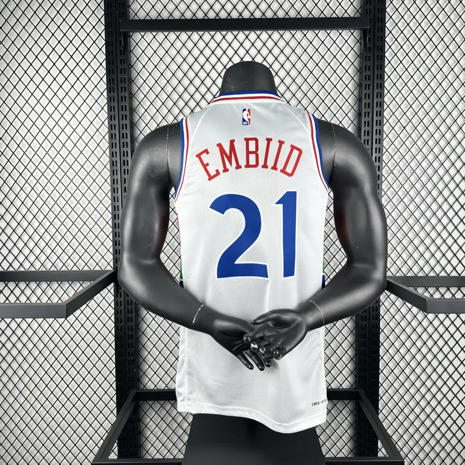 Foto 2 de Temporada 25 76ers Edición City número 21 Embiid