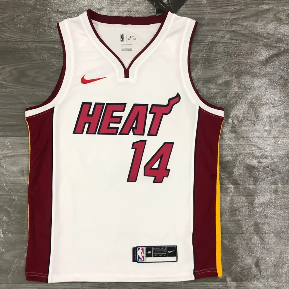 Foto 1 de Heat cuello en V blanco número 14 Herro