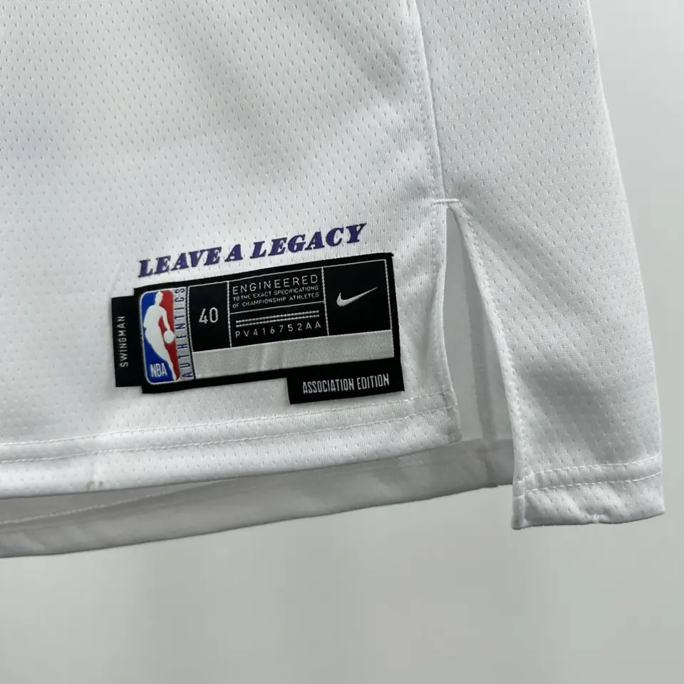 Foto 7 de Temporada 23 Los Angeles Lakers Color blanco número 4 Knecht