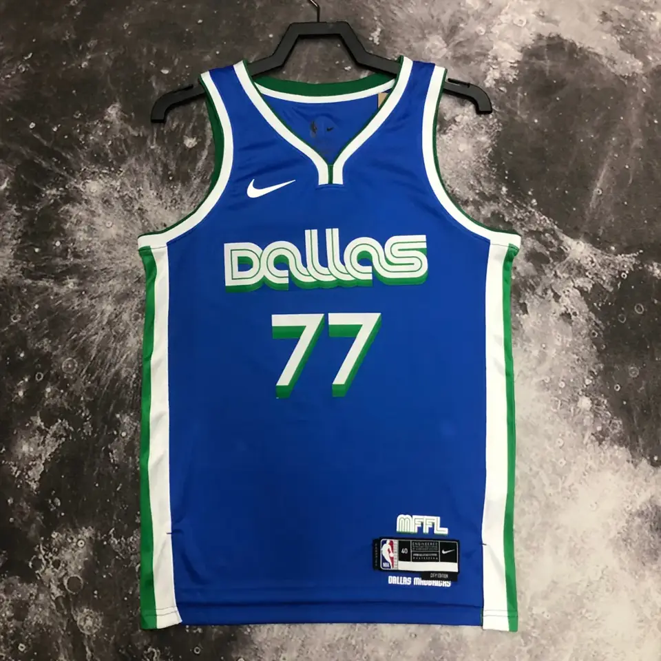 Foto 1 de Temporada 23 Dallas Mavericks edición City nº 77 Doncic