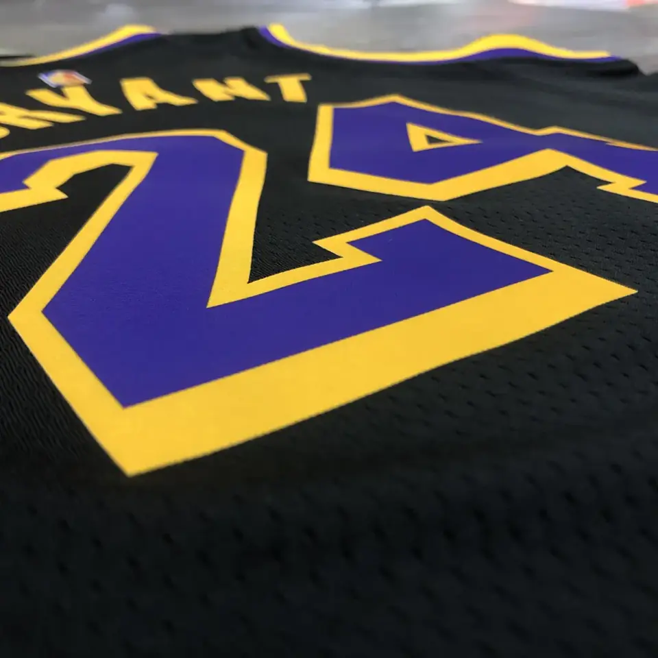 Foto 5 de Temporada 21 Los Angeles Lakers Edición Earned nº 24 Kobe