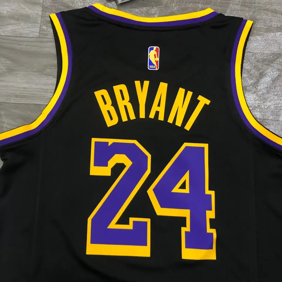 Foto 6 de Temporada 21 Los Angeles Lakers Edición Earned nº 24 Kobe