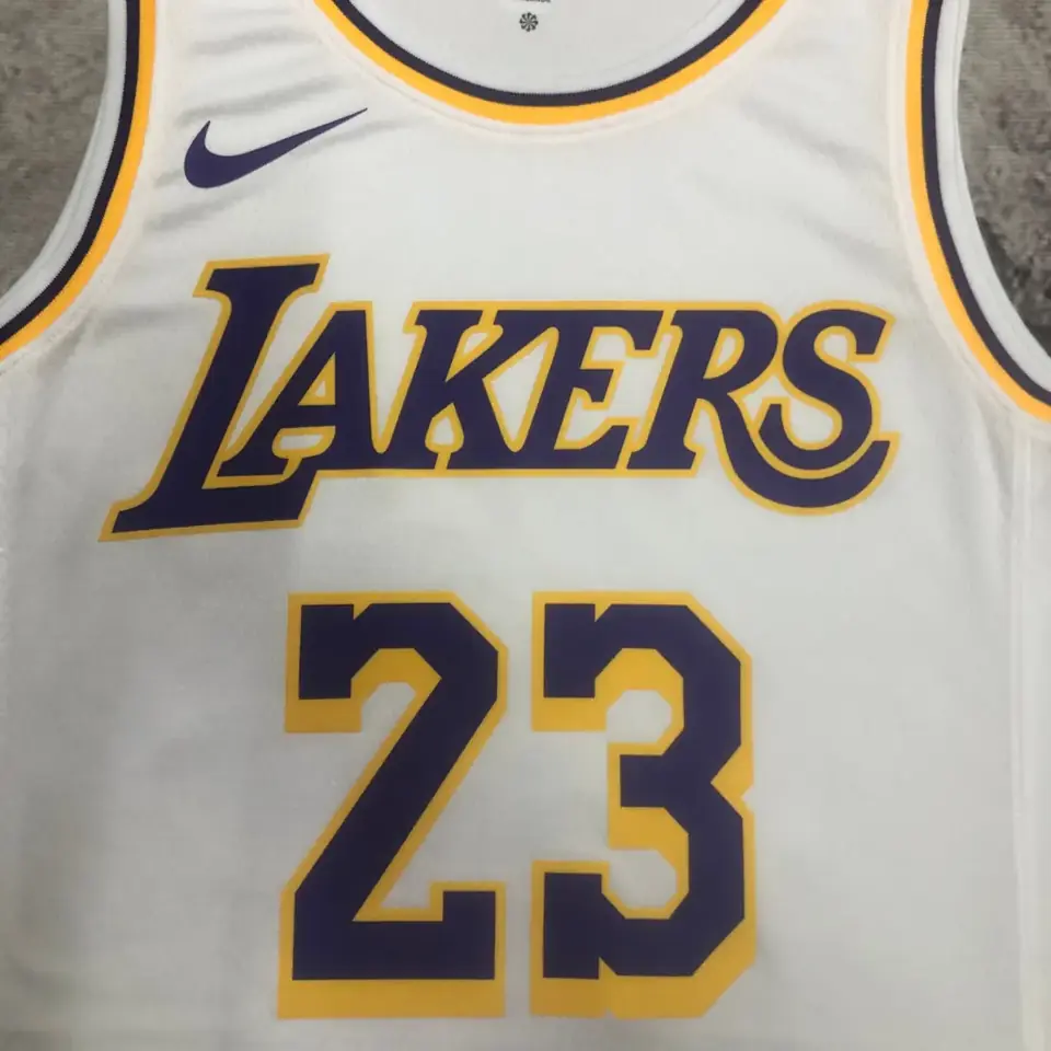 Foto 3 de Temporada 23 Los Angeles Lakers cuello redondo blanco n.º 23 James