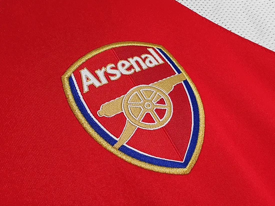 Foto 6 de Manga larga: Temporada 2002/04 Arsenal local retro 3B