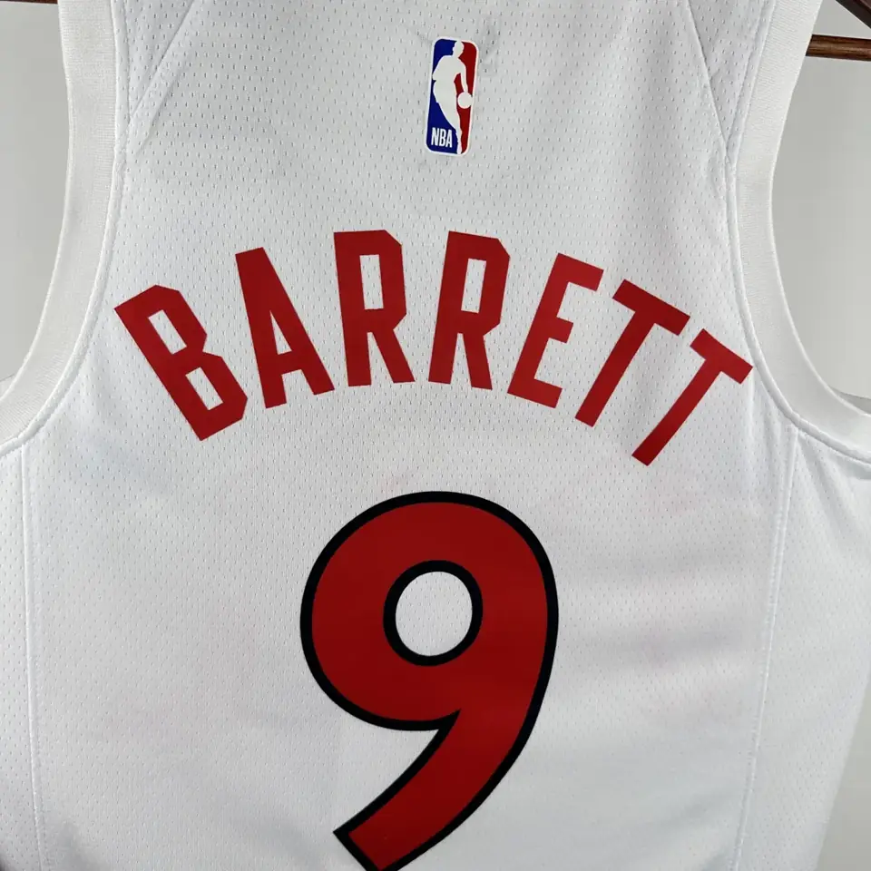 Foto 8 de Temporada 23 Raptors local blanco nº 9 Barrett