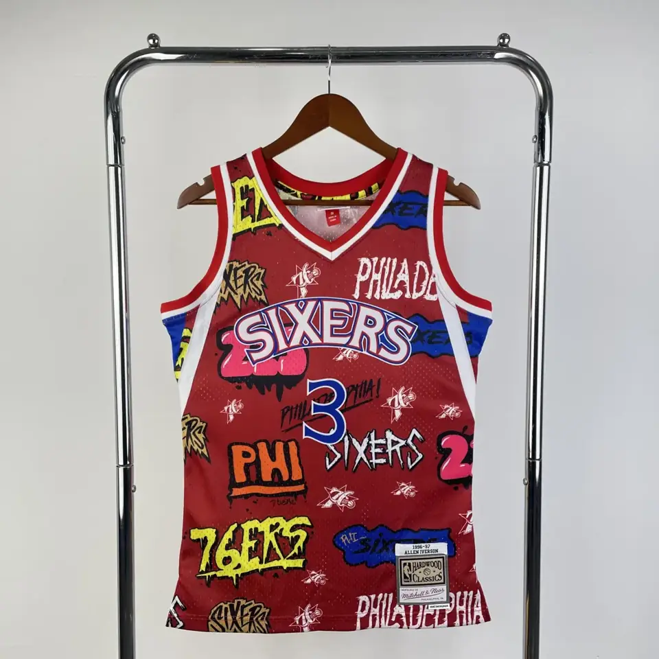 Foto 1 de Camiseta retro termoimpresa MN: SW 76ers temporada 96/97 grafiti número 3 Iverson