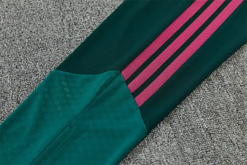 Foto 3 de 2627 Real Madrid blanco con verde