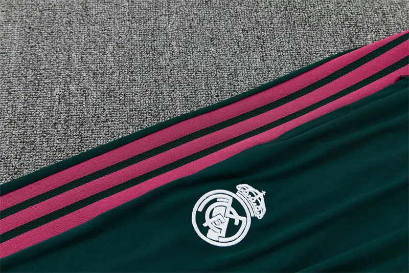 Foto 6 de 2627 Real Madrid blanco con verde
