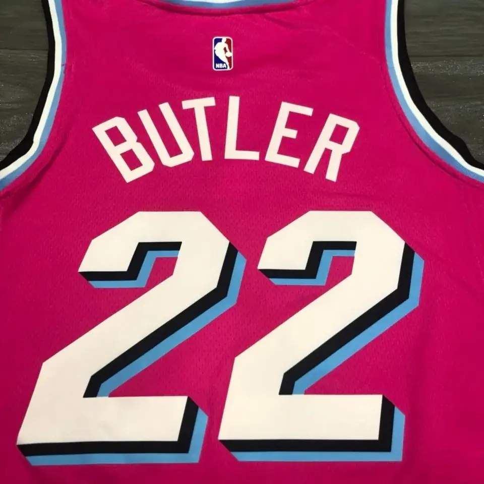Foto 6 de Heat cuello redondo rosa nº 22 Jimmy Butler