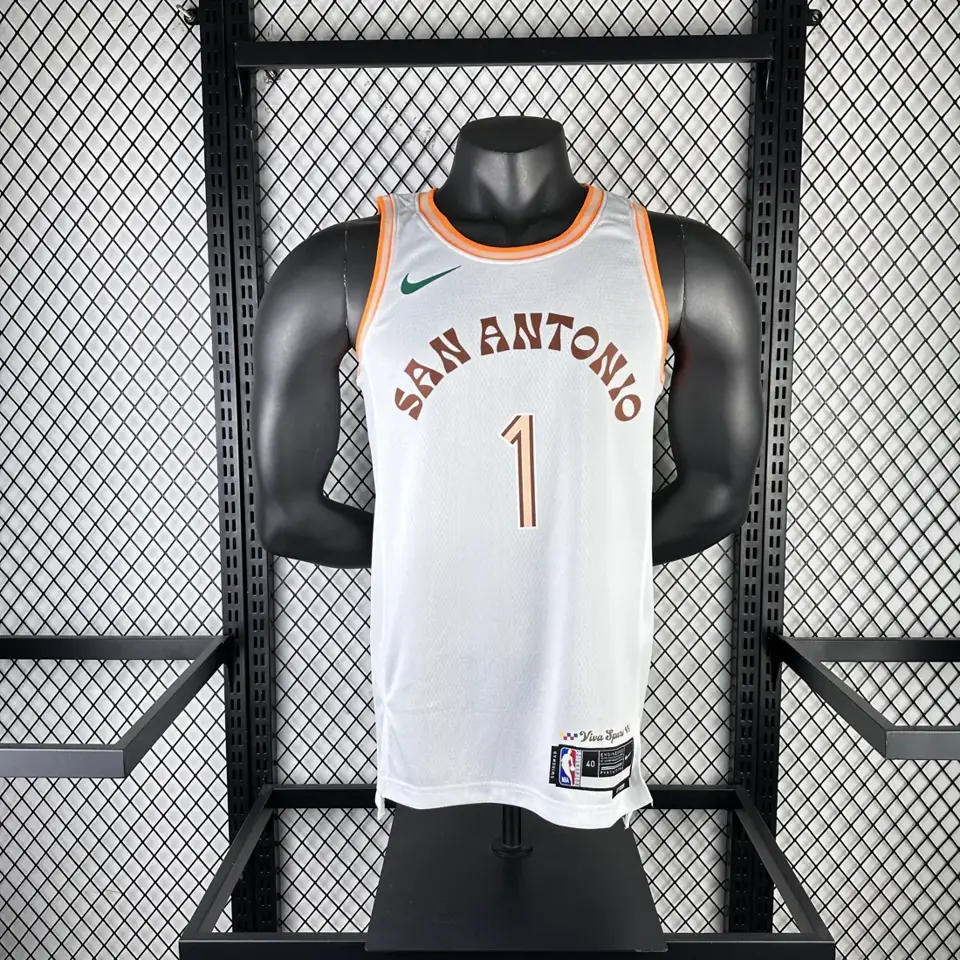 Foto 3 de Temporada 24 - Spurs - Edición Ciudad - nº 1 Wembanyama