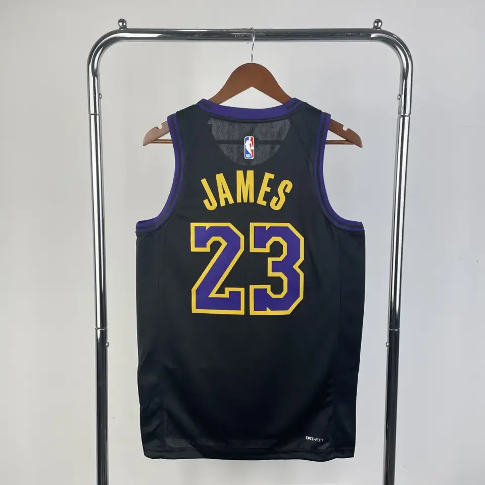 Foto 2 de Camiseta temporada 26 Lakers City Edition número 23 James