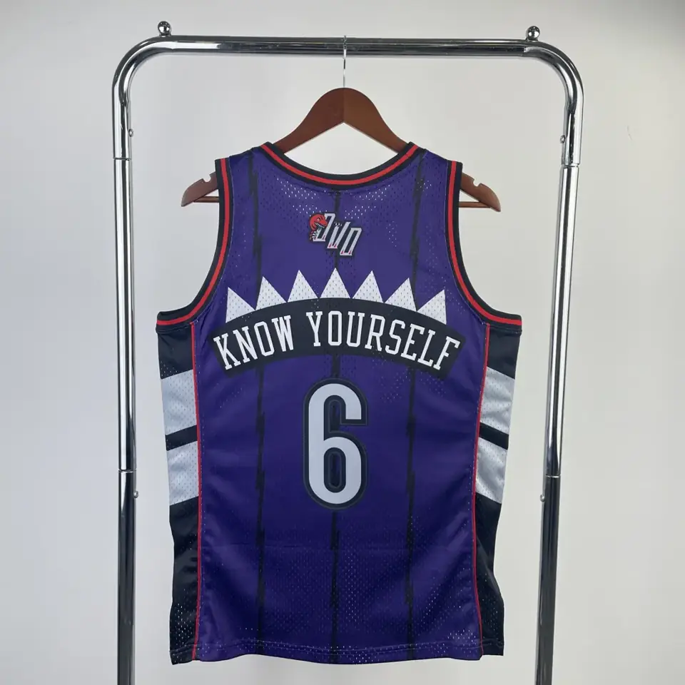Foto 4 de Camiseta retro termoimpresa versión aficionado MN: Toronto Raptors morado nº6