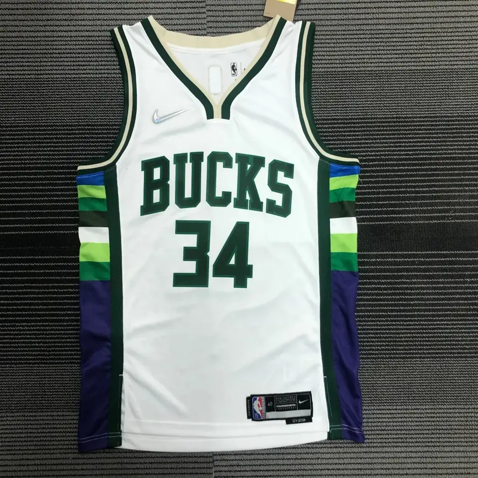 Foto 1 de Temporada 22 Bucks Edición City n.º 34 Antetokounmpo