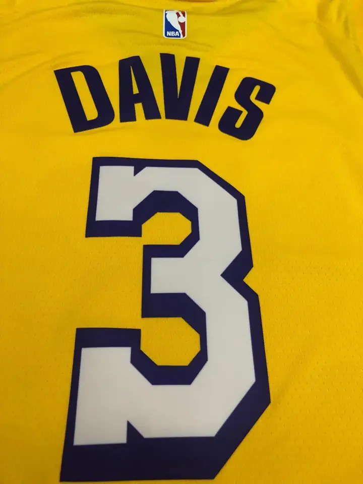 Foto 4 de Los Angeles Lakers con estrellas nº 3 Davis