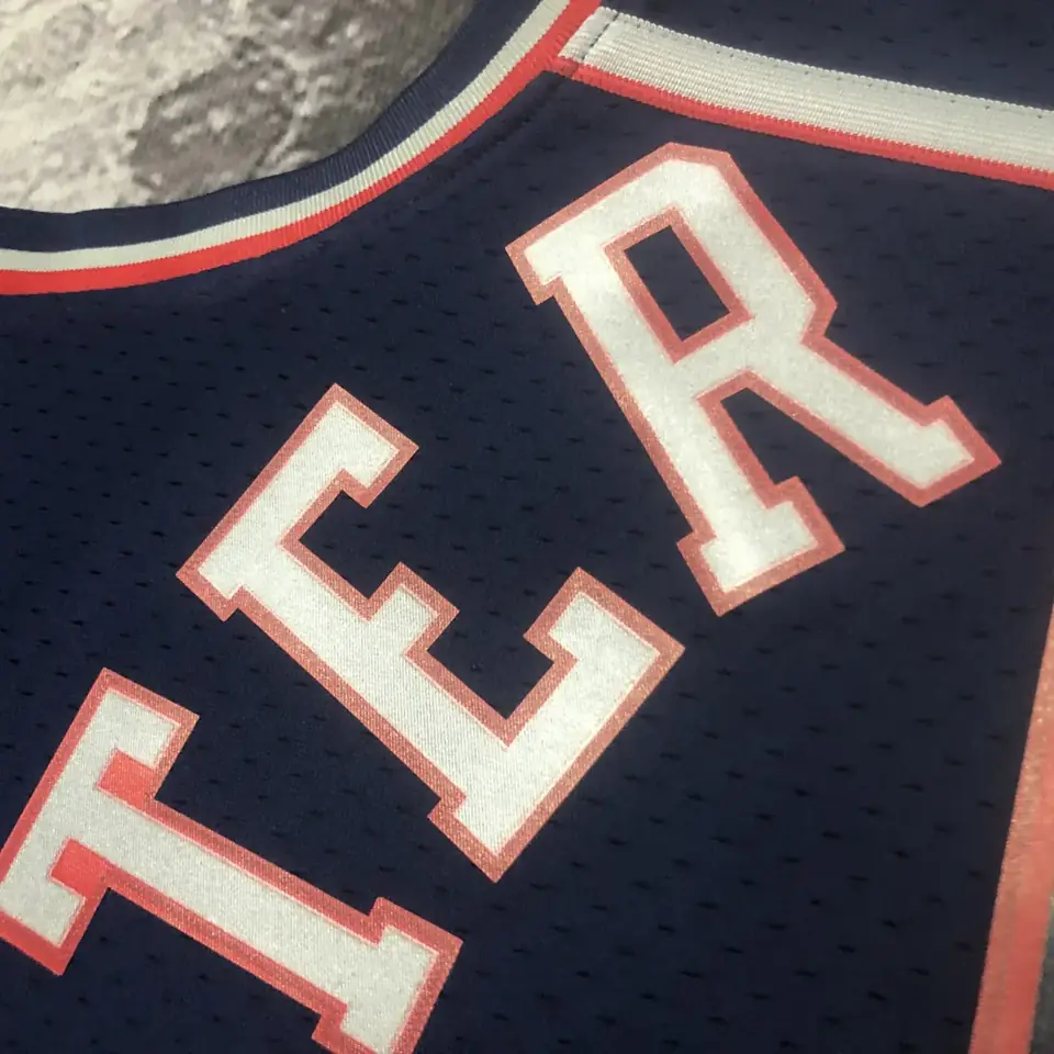 Foto 2 de MN camiseta retro termoimpresa: SW Nets temporada 06/07 azul marino nº 15 Vince Carter